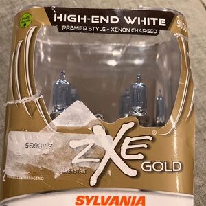 Sylvania zXe Gold High-End White Bulbs